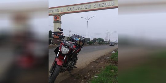 Bawa kardus, pemotor ini ditilang di Cirebon & dimintai Rp 500 ribu