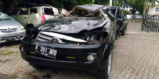 Mobil Fortuner yang tabrak pengemudi GO-JEK milik rekanan Pertamina