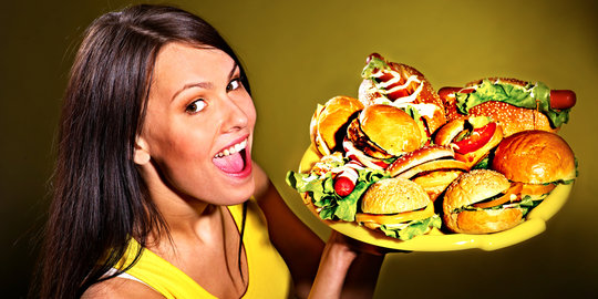 Terlanjur konsumsi junk food berlebihan? Atasi dengan 5 makanan ini