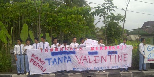 larang pelajar rayakan valentine rev8