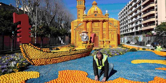 Karya-karya unik dari 140 ton jeruk dan lemon