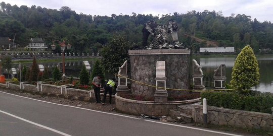 Bupati Dedi sebut pembakar patung seperti Dorna di dunia pewayangan