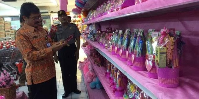 Swalayan di Kediri disisir Disperindag, TNI & Polri jelang Valentine