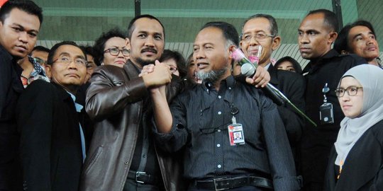Johan Budi tak tegas sebut deponering Samad & BW perintah Jokowi