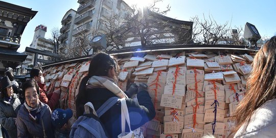 Tradisi unik pelajar Jepang gantungkan doa jelang tes masuk sekolah