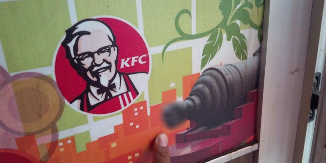 Warga di Surabaya protes ke KFC gara-gara anggap gambar ini porno