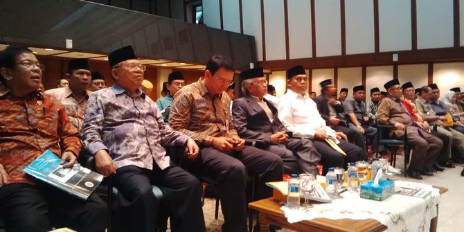 Bahas Kalijodo, Ahok, Kapolda & Pangdam Jaya rapat di Polda Metro