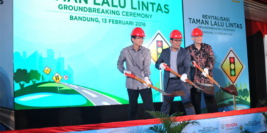 Toyota donasikan Rp 9 M untuk revitalisasi ikon Taman Kota Bandung