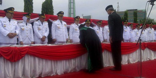 17 Kepala daerah di Jawa Tengah resmi dilantik