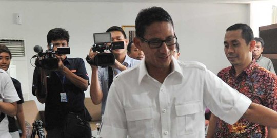 Sandiaga Uno sarankan Ahok bawa mesin jahit ke Kalijodo