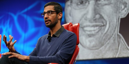 CEO Google dukung keputusan bos Apple tak retas iPhone teroris