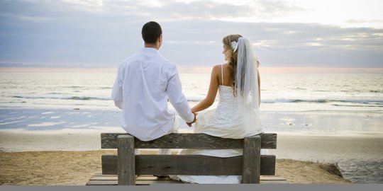 6 Tips langsungkan pernikahan buat yang bergaji Rp 2 juta-an/bulan
