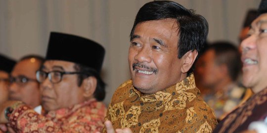 Wagub Djarot minta para pedagang tak gratiskan kantong plastik