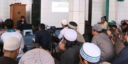 Polri akan usut pertemuan pendukung ISIS di masjid di Jakarta