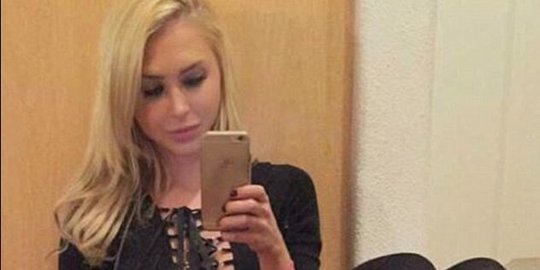 Wanita lulusan S2 buang karir, kejar cita-cita jadi bintang porno