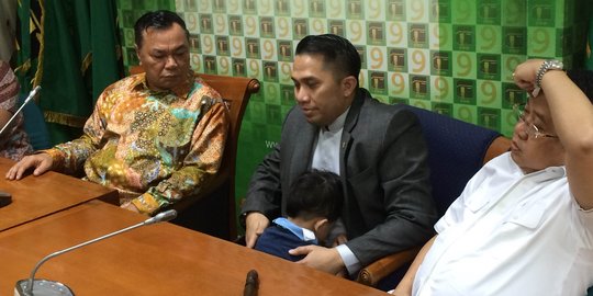 Ivan Haz mangkir dipanggil polisi, korban pemukulan cemas diancam