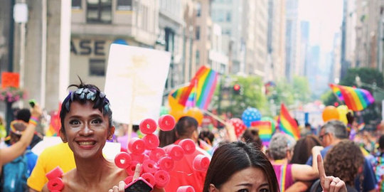 pria-pria ini kerap tampil kebanci-bancian saat di tv