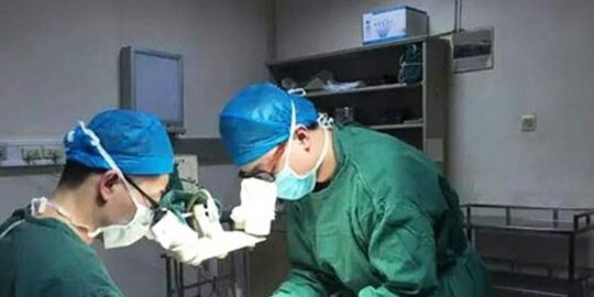 punya anak laki laki pria ini potong penis sendiri rev2