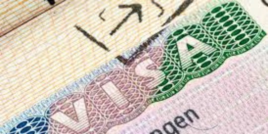 Indeks negara bebas visa: Indonesia peringkat 79, sejajar Kyrgyzstan