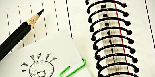 Yuk cari tahu ciri-ciri puisi yang bikin dia beda dengan yang lain