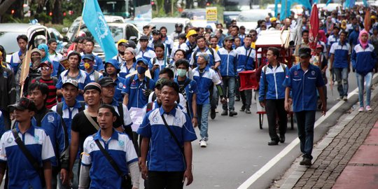 Usia tua pengaruhi penurunan produktivitas pekerja Indonesia