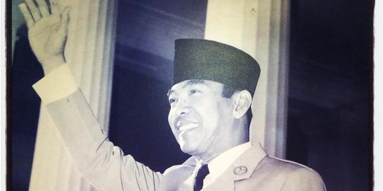 Jokowi: Geopolitik vs jago kandang