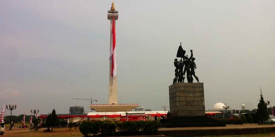 Pemimpin Jakarta mending orang yang lembut atau galak?