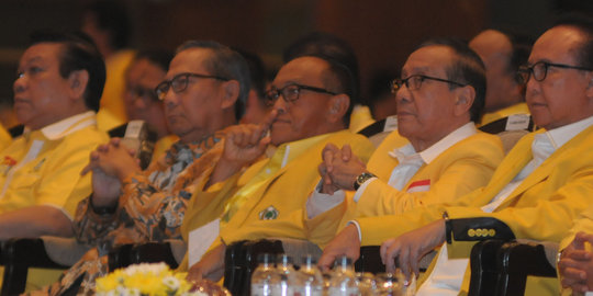 Soal putusan MA, Fadel yakin Ical tetap konsisten gelar Munas Golkar