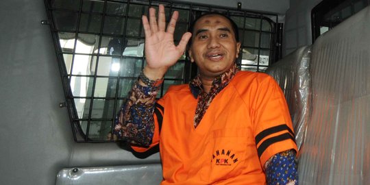 Mantan Dirjen Kemenakertrans dituntut 7 tahun bui dan bayar Rp 5,4 M