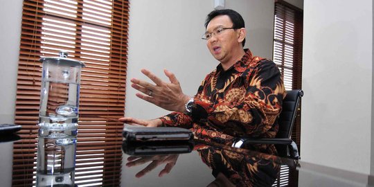 Ahok emosi Dinas Tata Air buka tutup pintu air semaunya