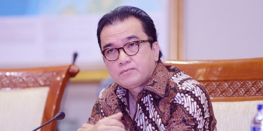 Tantowi sebut Golkar tidak buru-buru pecat Budi Supriyanto