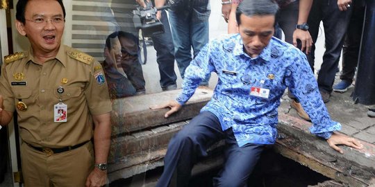 Atasi banjir Jokowi masuk got, Ahok 'cuma' perintah sana sini