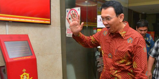 Ahok temani Dubes Australia tinjau Command Center Transjakarta