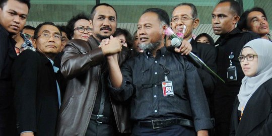 Jaksa Agung deponering kasus Abraham Samad & Bambang Widjojanto