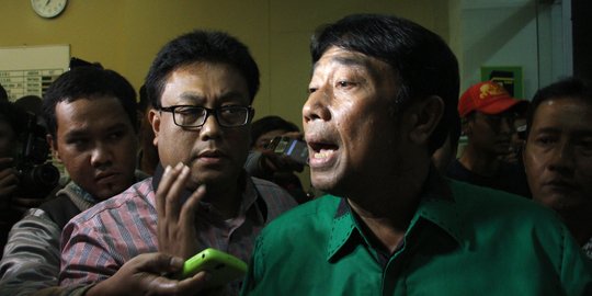 Dilirik partai hadapi Pilgub, Haji Lulung sebut Ahok jangan sombong