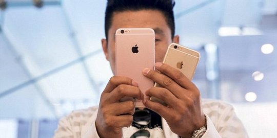 Hilangkan soket headphone, iPhone 7 lebih tipis dari sebelumnya