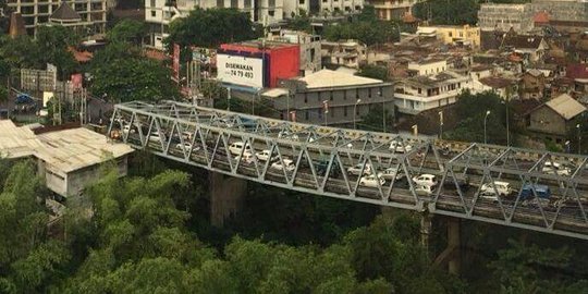 Pakar sebut jembatan Soekarno Hatta Malang turun 20,8 sentimeter