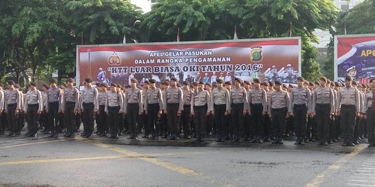 Rumah adat & alat transportasi, indahnya seni terapan tradisional