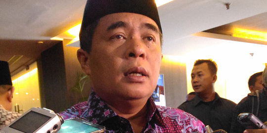 Nyalon Ketum Golkar, Akom puji Jokowi pemimpin yang tulus