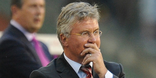 John Terry ingin Hiddink bertahan di Stamford Bridge