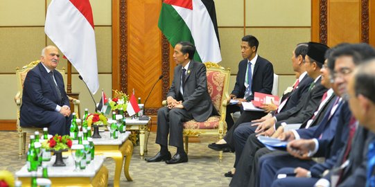 Di KTT OKI, Jokowi kutip Bung Karno tantang penjajahan Israel