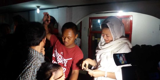 'Wanita Emas' sesumbar tak hapus Metro Mini jika jadi gubernur DKI