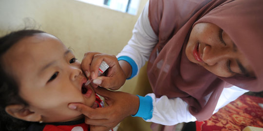 Imunisasi polio digelar serentak di seluruh Indonesia