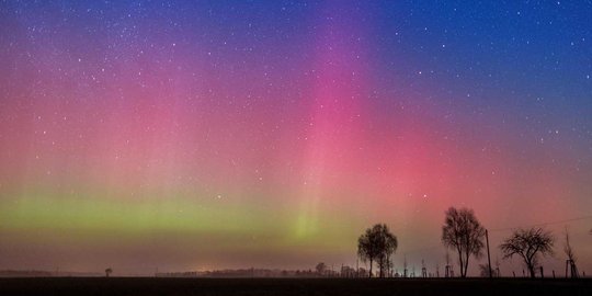 Menyaksikan indahnya aurora borealis di langit Jerman