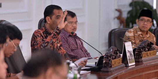 Jokowi akan tegur menteri yang berseteru saat rapat kabinet