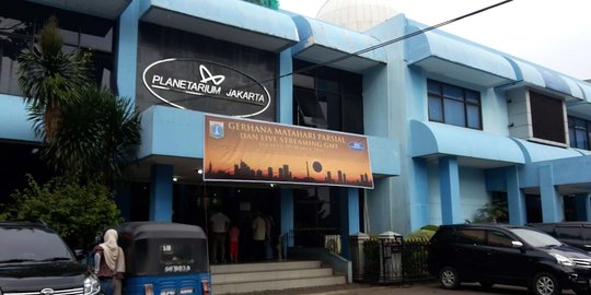 Planetarium Jakarta siapkan 4.700 kacamata tonton gerhana matahari
