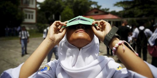 5 tips aman foto gerhana matahari pakai smartphone untuk hasil top!