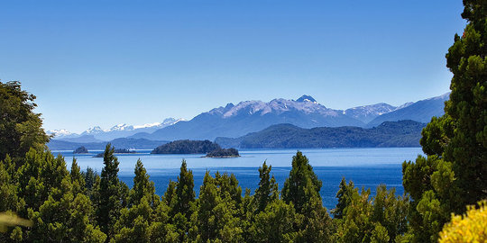 7 Danau misterius ini jadi sarang monster