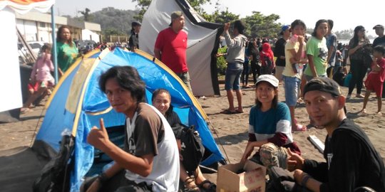 Demi menanti gerhana matahari, warga Minahasa Utara rela berkemah