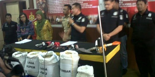 Polisi tangkap pengedar merica dan ketumbar palsu di Tangerang